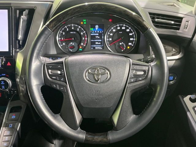 TOYOTA VELLFIRE 4WD 2017