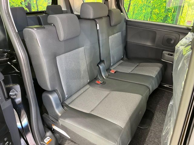 TOYOTA SIENTA HYBRID 2025