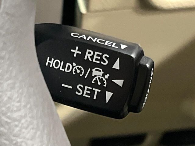 TOYOTA LANDCRUISER PRADO 2023