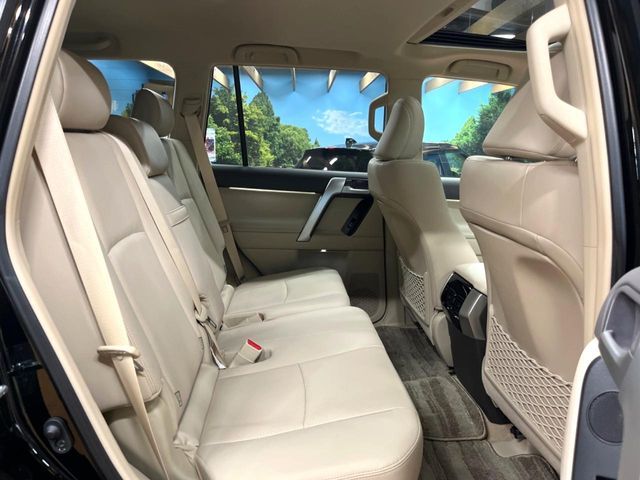 TOYOTA LANDCRUISER PRADO 2023