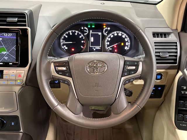 TOYOTA LANDCRUISER PRADO 2023