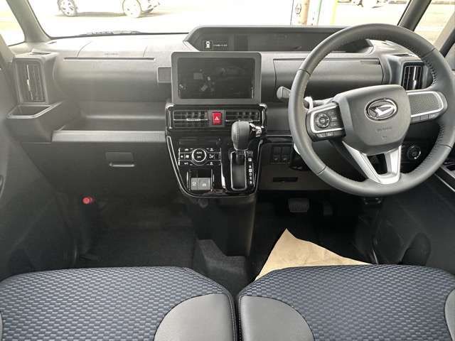 DAIHATSU TANTO CUSTOM 2025