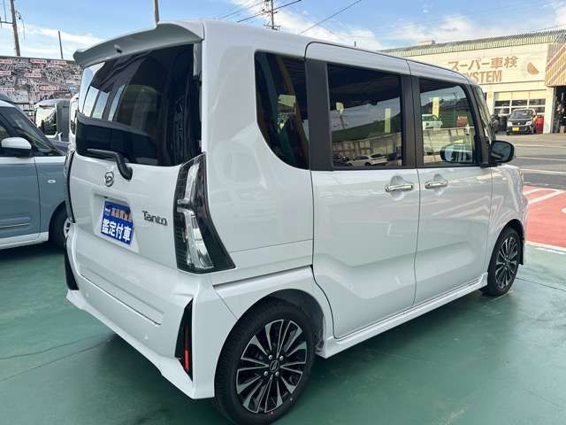 DAIHATSU TANTO CUSTOM 2025