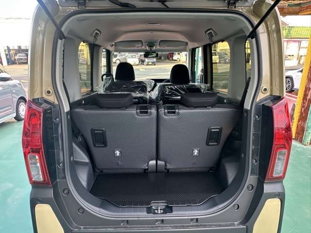 DAIHATSU TANTO FAN CROSS 2024