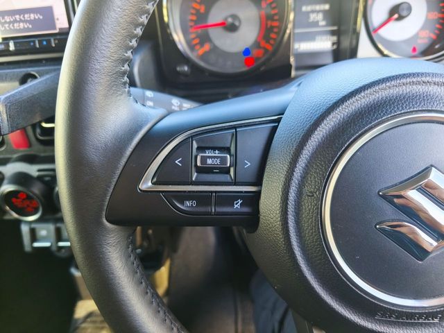 SUZUKI JIMNY SIERRA 2023