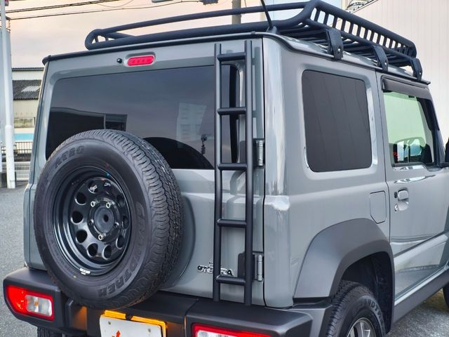 SUZUKI JIMNY SIERRA 2023