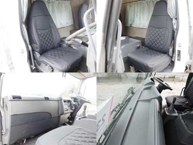 MITSUBISHI FUSOU FIGHTER 2007