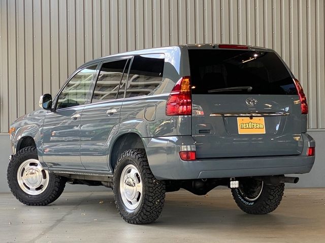 TOYOTA LANDCRUISER PRADO 2004