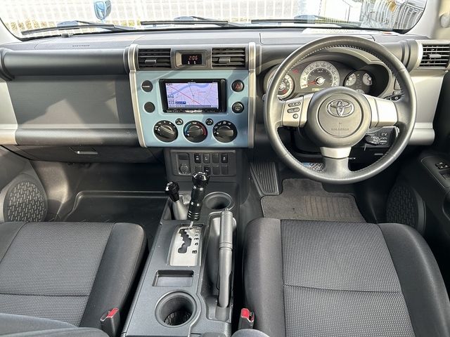 TOYOTA FJ CRUISER 4WD 2013