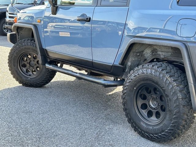 TOYOTA FJ CRUISER 4WD 2013
