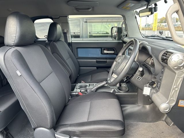 TOYOTA FJ CRUISER 4WD 2013