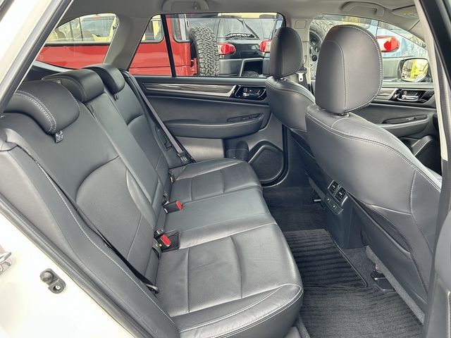 SUBARU LEGACY OUTBACK 2015