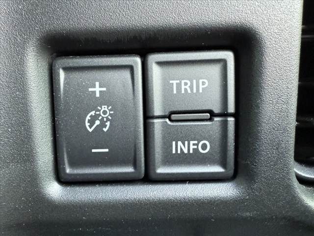 MAZDA FLAIR CROSSOVER 4WD 2024