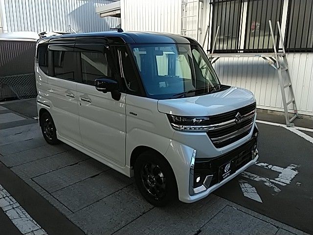 SUZUKI Spacia custom 4WD 2024