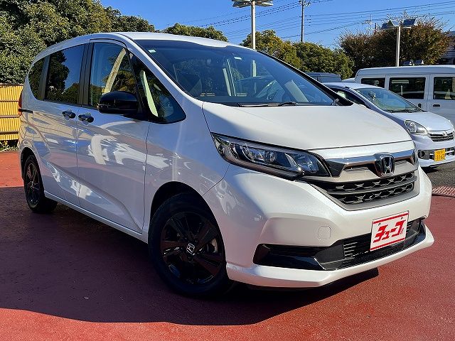 HONDA FREED HYBRID 2023