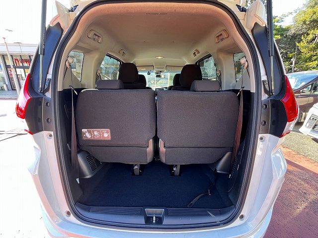 HONDA FREED HYBRID 2023