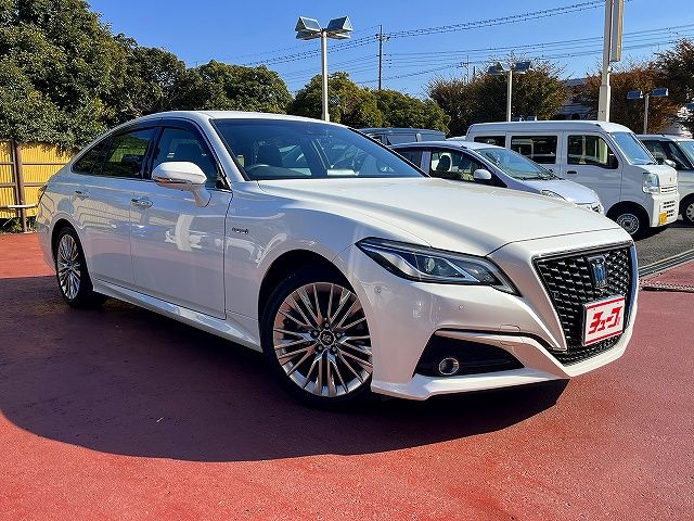 TOYOTA CROWN sedan hybrid 2019