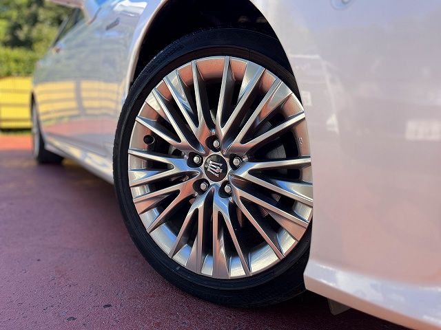 TOYOTA CROWN sedan hybrid 2019