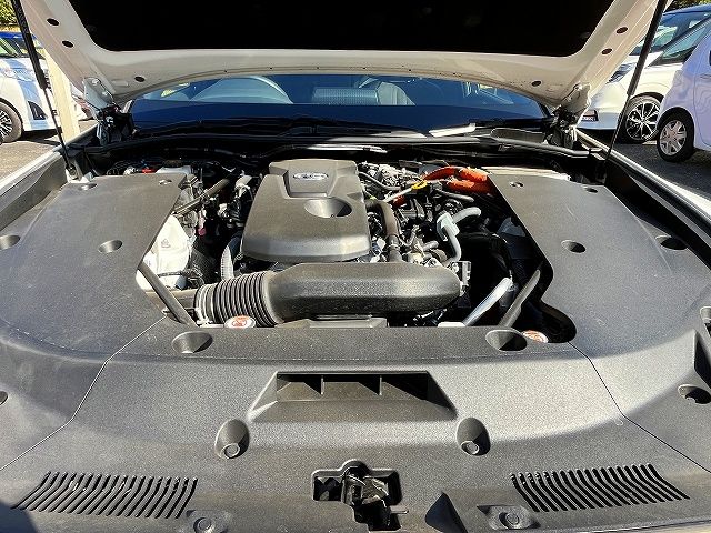 TOYOTA CROWN sedan hybrid 2019