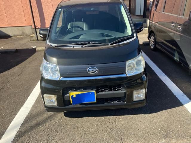 DAIHATSU MOVE CUSTOM 2009