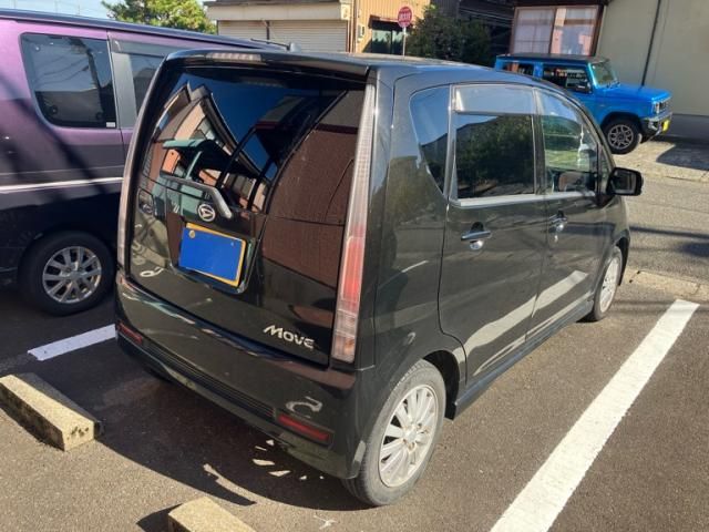 DAIHATSU MOVE CUSTOM 2009