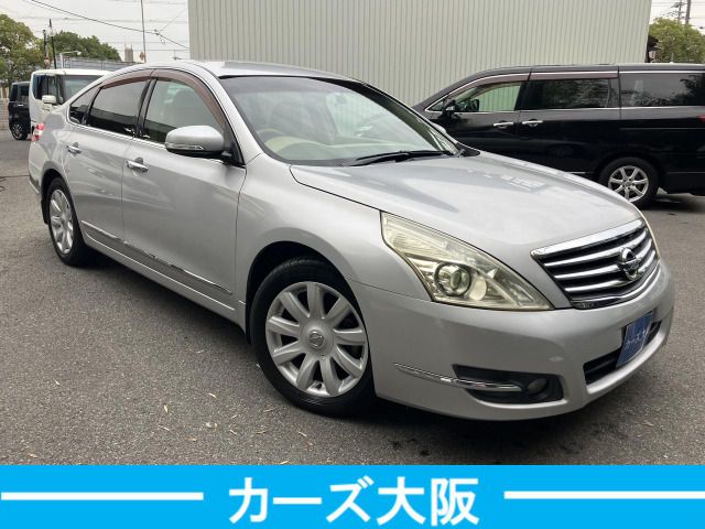 NISSAN TEANA 2010