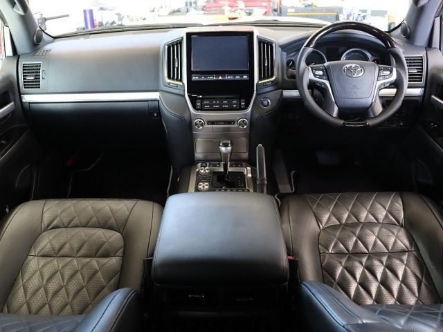 TOYOTA LANDCRUISER wagon 2017