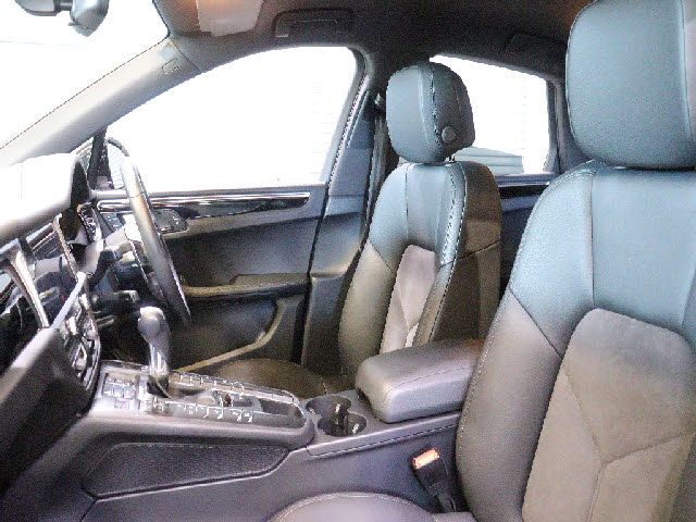 PORSCHE PORSCHE Macan 2019