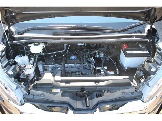 TOYOTA NOAH HYBRID 2023