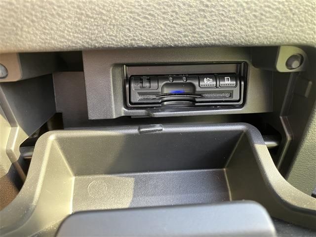 NISSAN SERENA  S-HYBRID 2017