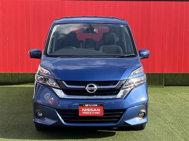 NISSAN SERENA  S-HYBRID 2017