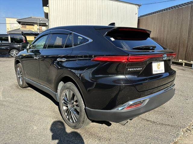 TOYOTA HARRIER HYBRID 2020