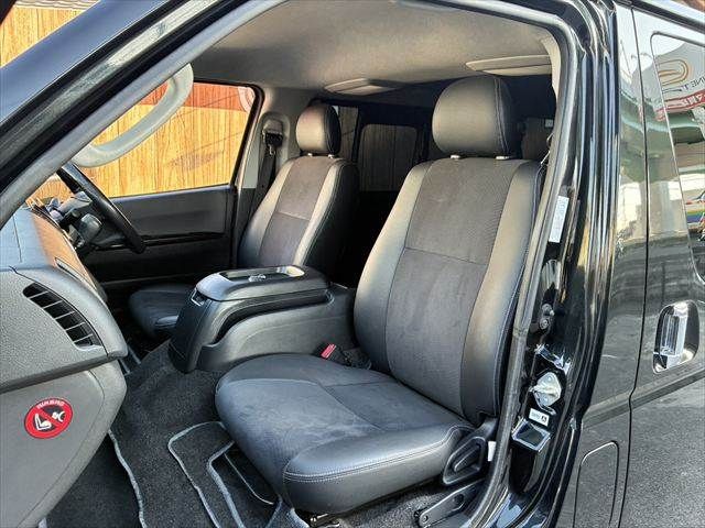 TOYOTA HIACE van 2WD 2016