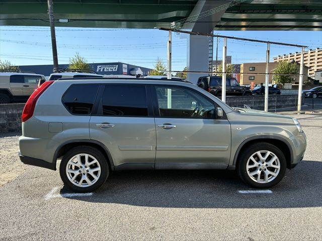 NISSAN X-TRAIL 4WD 2012