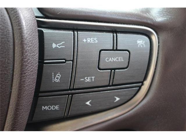 TOYOTA LEXUS LS500 4WD 2018