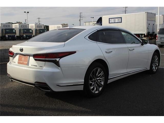 TOYOTA LEXUS LS500 4WD 2018