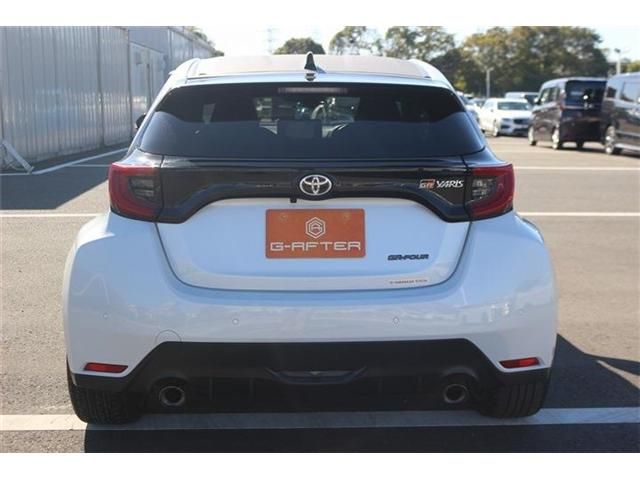 TOYOTA GR YARIS 2022