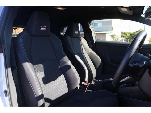 TOYOTA GR YARIS 2022