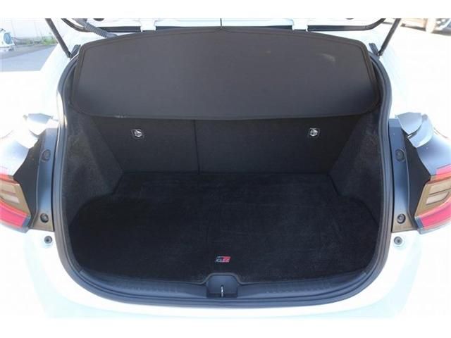 TOYOTA GR YARIS 2022