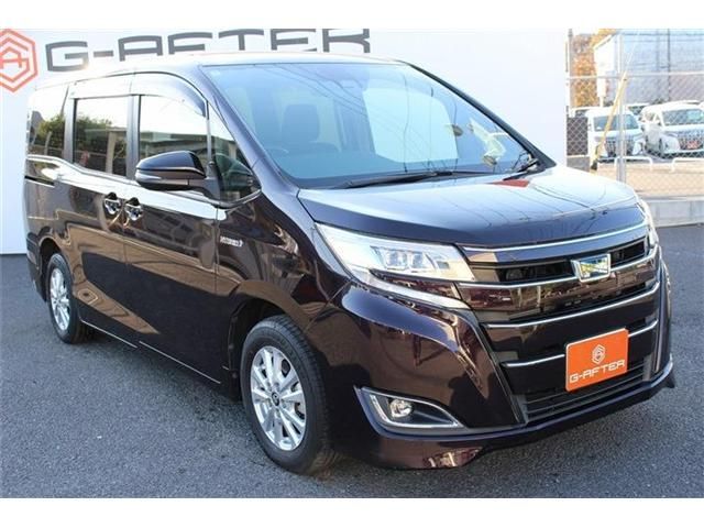TOYOTA NOAH HYBRID 2018