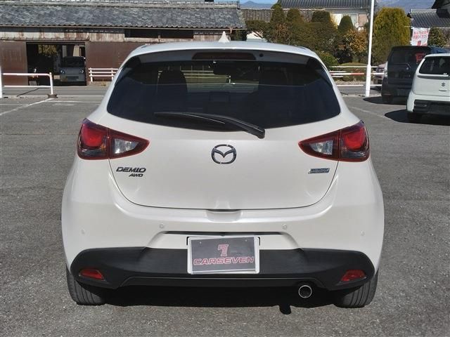 MAZDA DEMIO 4WD 2019