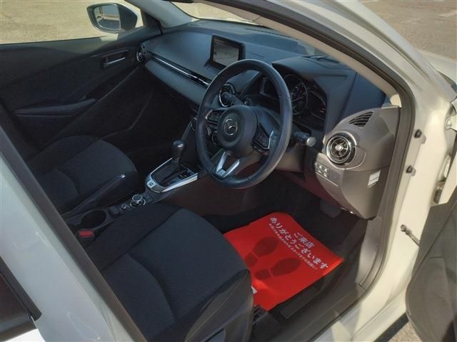 MAZDA DEMIO 4WD 2019