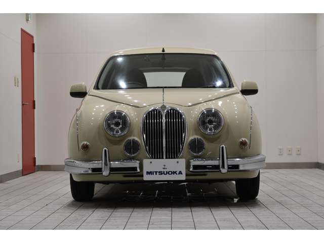 MITSUOKA VIEWT 2016