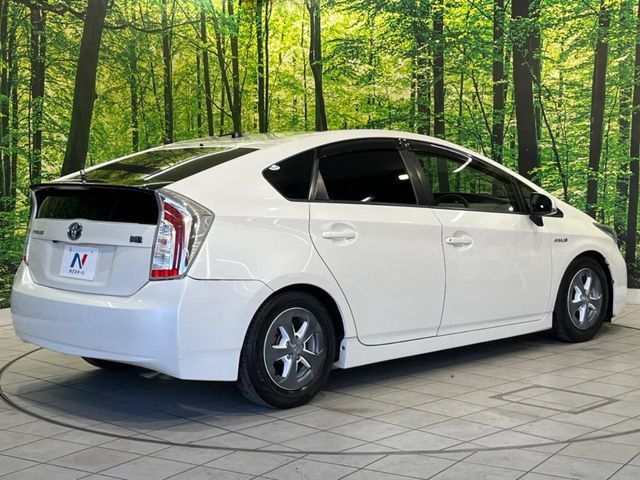 TOYOTA PRIUS 2014