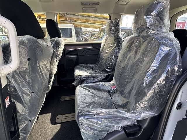 MITSUBISHI DELICA D:5 4WD 2024