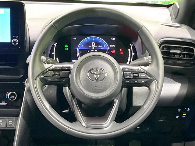 TOYOTA YARIS CROSS 2025