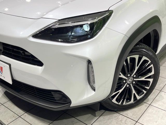 TOYOTA YARIS CROSS 2025