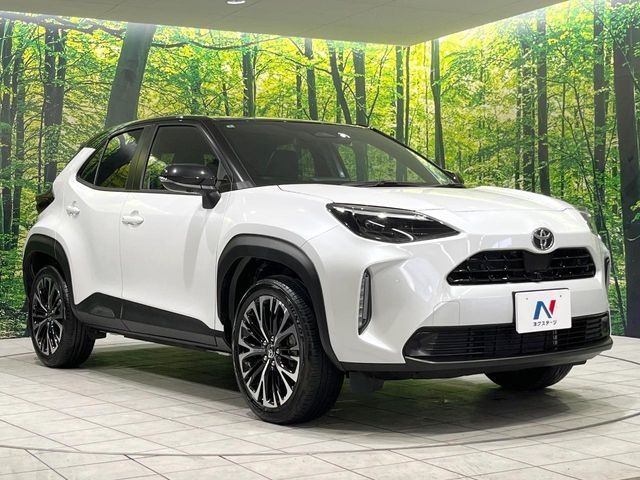TOYOTA YARIS CROSS 2025