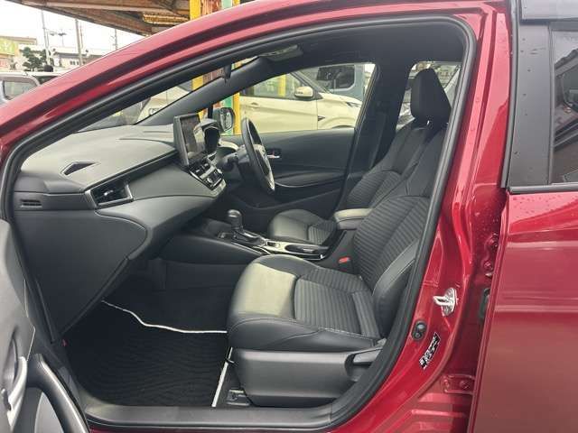 TOYOTA COROLLA TOURING HYBRID 2023