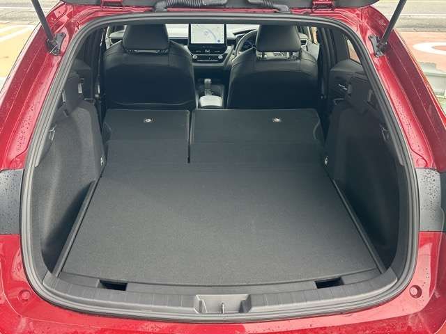 TOYOTA COROLLA TOURING HYBRID 2023